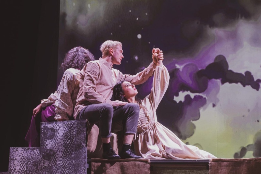 Театр из подмосковного Пушкинского борется за «Золотую маску»: два спектакля номинированы на главную театральную премию России