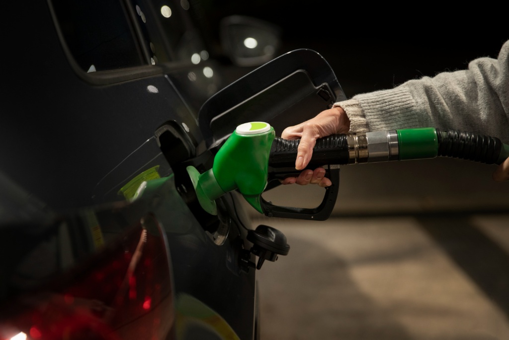 ФАС: дочерняя компания «Лукойла» продавала потребителям дизель по разной цене ФАС: дочерняя компания «Лукойла» продавала потребителям дизель по разной цене