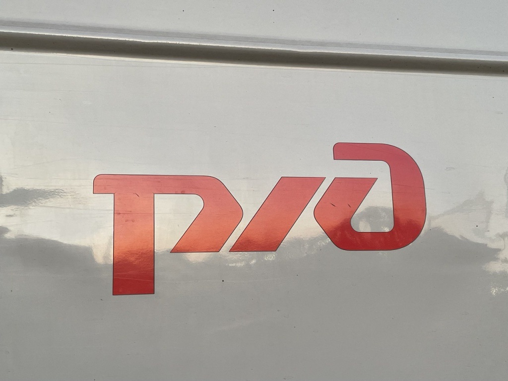 В Санкт-Петербурге запустили новый электропоезд