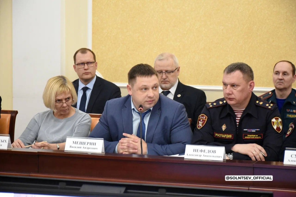 Евгений Солнцев о подготовке к паводку: «Ситуация спокойная, но контроль усилен» Евгений Солнцев о подготовке к паводку: «Ситуация спокойная, но контроль усилен»