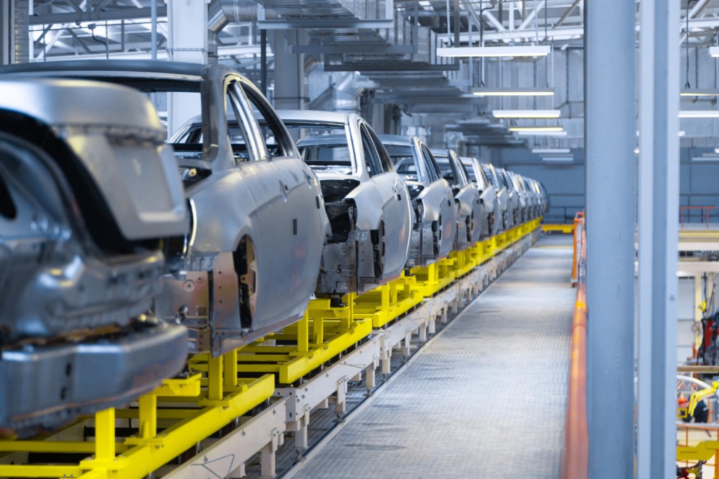 LADA Iskra: петербургский завод наращивает темпы выпуска