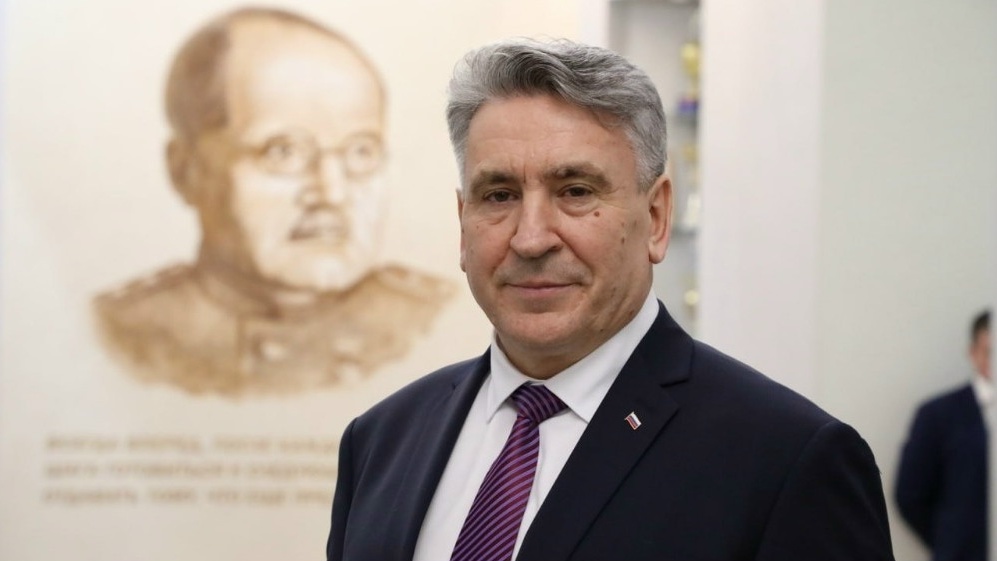 Мэр Воронежа Сергей Петрин поздравил Ивана Мошурова с 60‑летием: «Пусть каждый день приносит удовлетворение от дела, которому Вы служите» Мэр Воронежа Сергей Петрин поздравил Ивана Мошурова с 60‑летием: «Пусть каждый день приносит удовлетворение от дела, которому Вы служите»