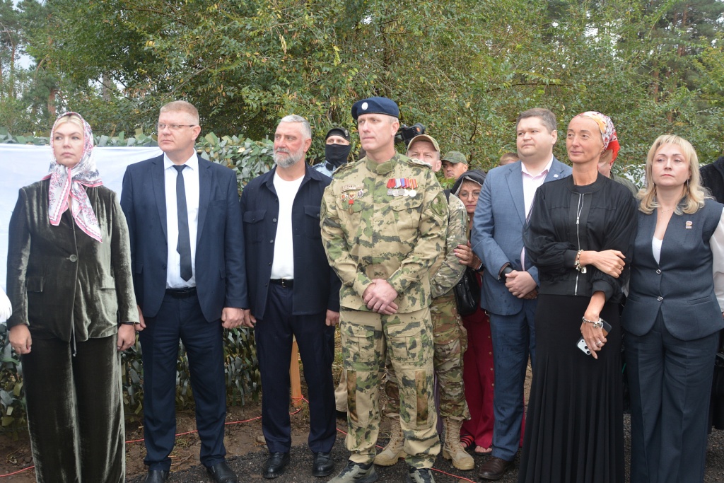 Сила в единстве: депутаты Воронежской гордумы присоединились к передаче техники для бойцов на передовую Сила в единстве: депутаты Воронежской гордумы присоединились к передаче техники для бойцов на передовую